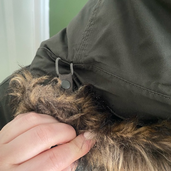 Puffer jacket with removable fur trim - Picture 6 of 7